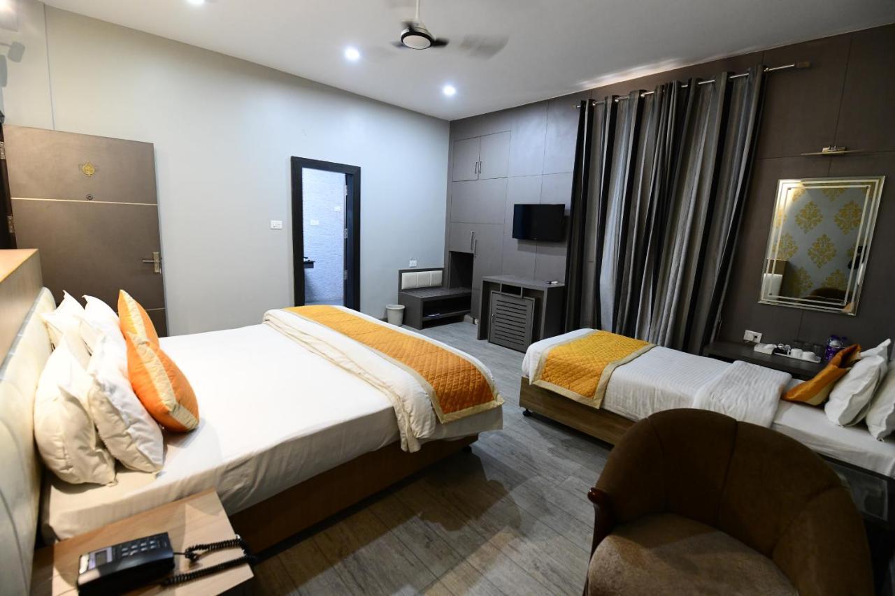 Hotel Jataka Inn Bodh Gaya Ngoại thất bức ảnh