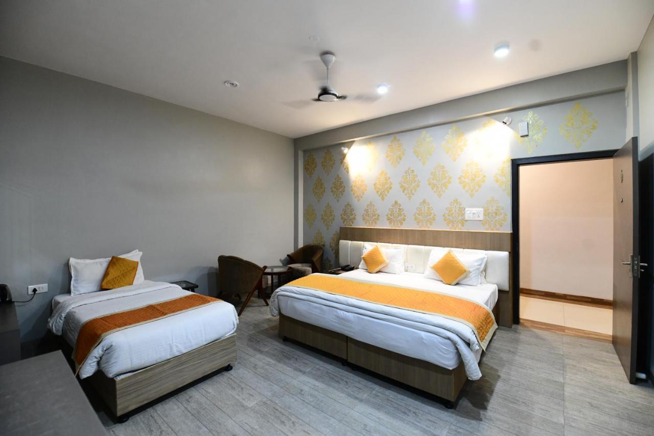 Hotel Jataka Inn Bodh Gaya Ngoại thất bức ảnh