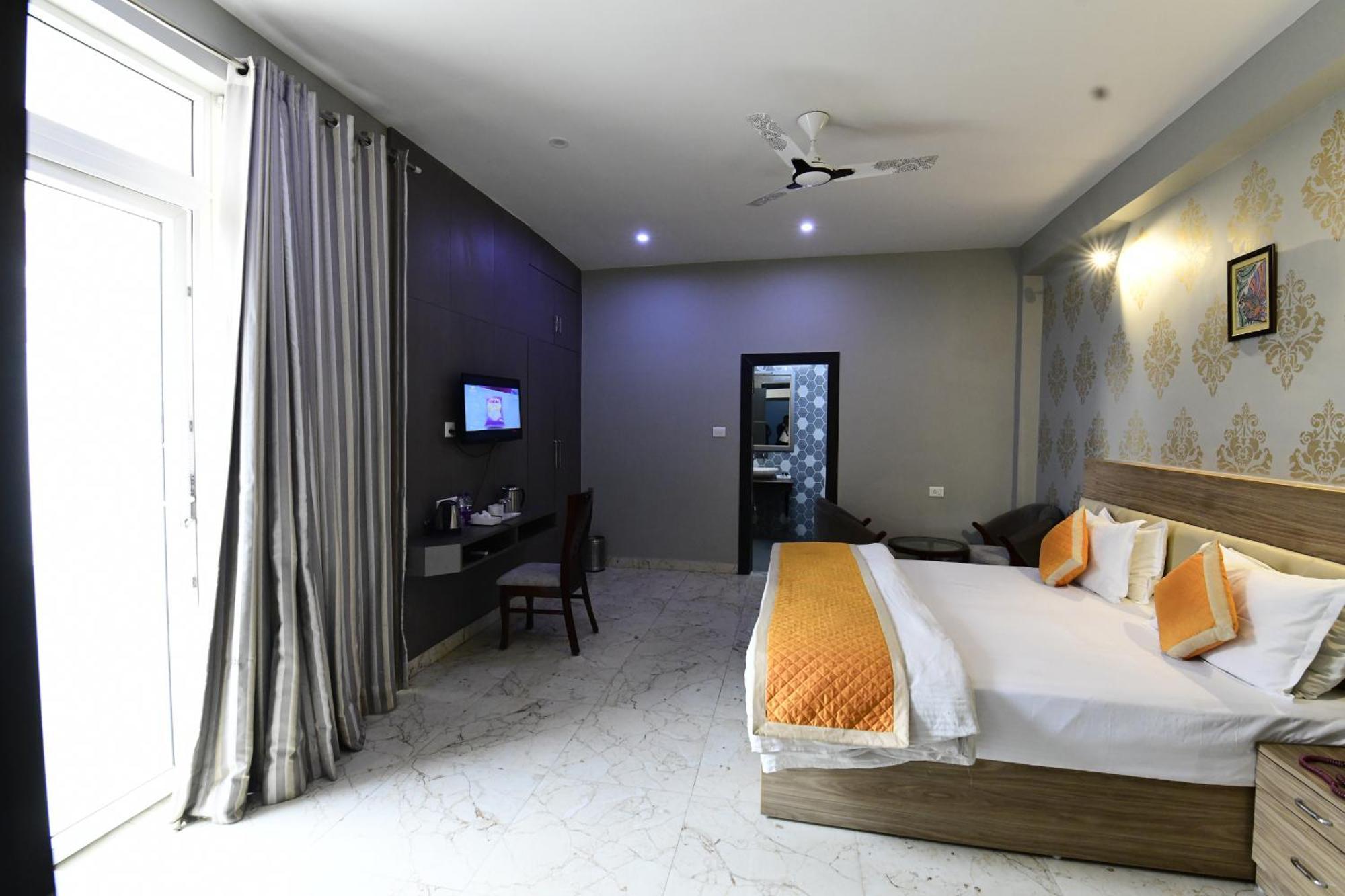 Hotel Jataka Inn Bodh Gaya Ngoại thất bức ảnh
